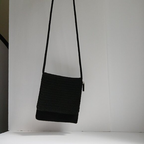 1990's Artisan Black Tight Weave Crochet NS Crossbody Bag w Round Strap As New! - Picture 4 of 7